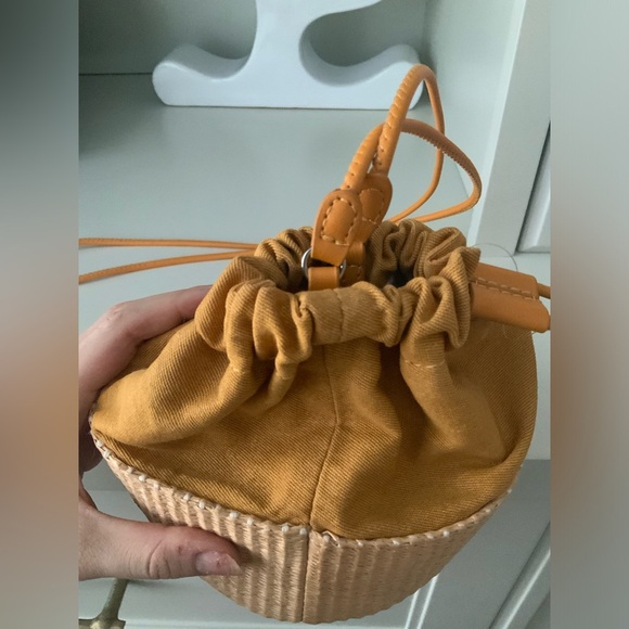 AREZZO GIORNO Brazil Drawstring Raffia Crossbody Bucket Purse Leather BRAND NEW - Picture 15 of 16